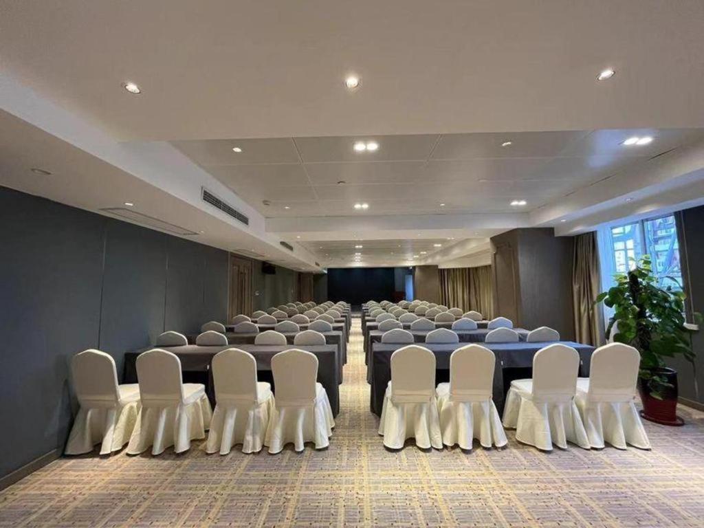 Vienna Hotel Tianjin Guizhou Road Branch Екстериор снимка